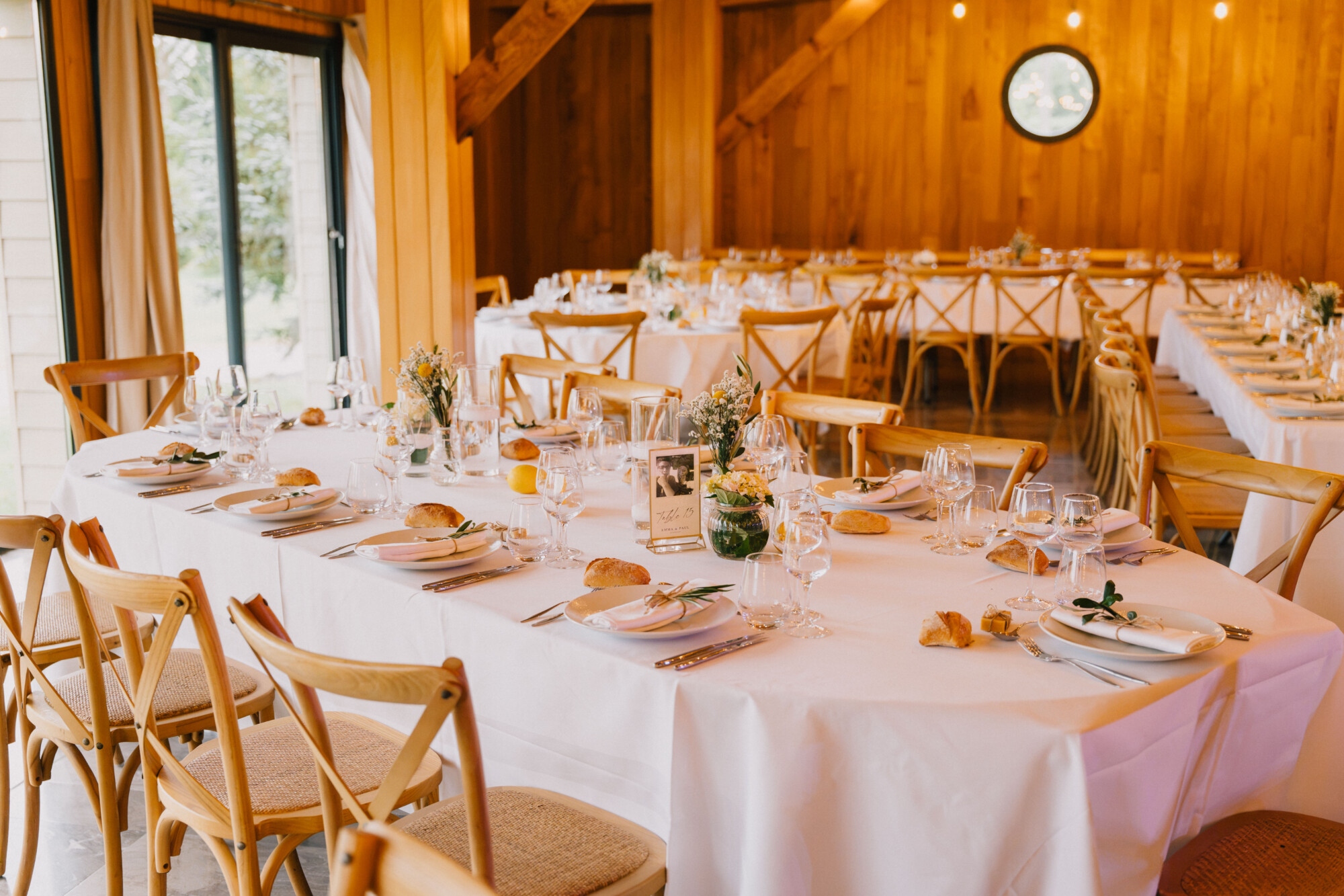 Salle de réception au Domaine de la Traxène
