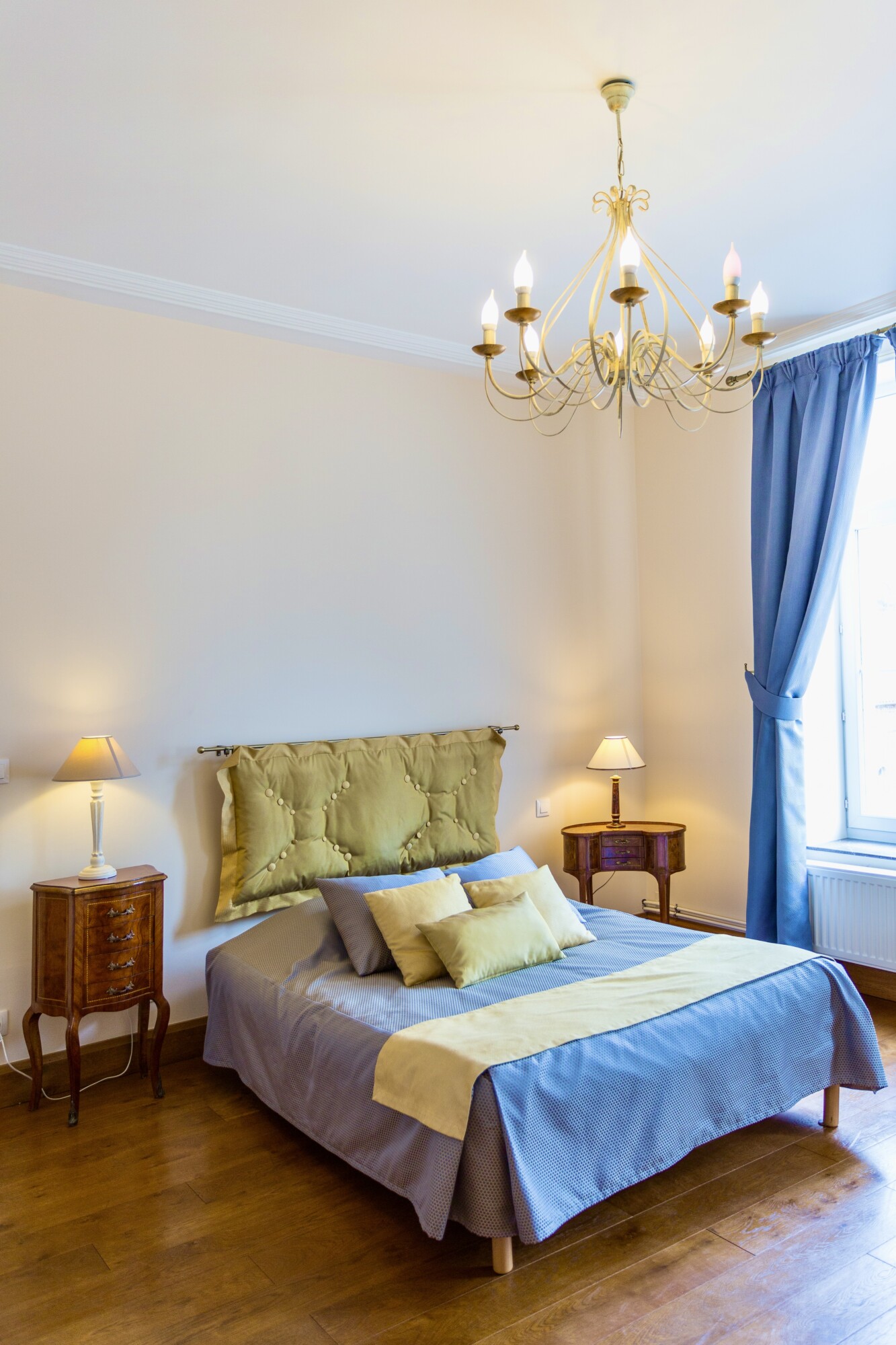 Hébergement résidentiel avec chambre double au Domaine de la Traxène pour les invités d’un mariage.